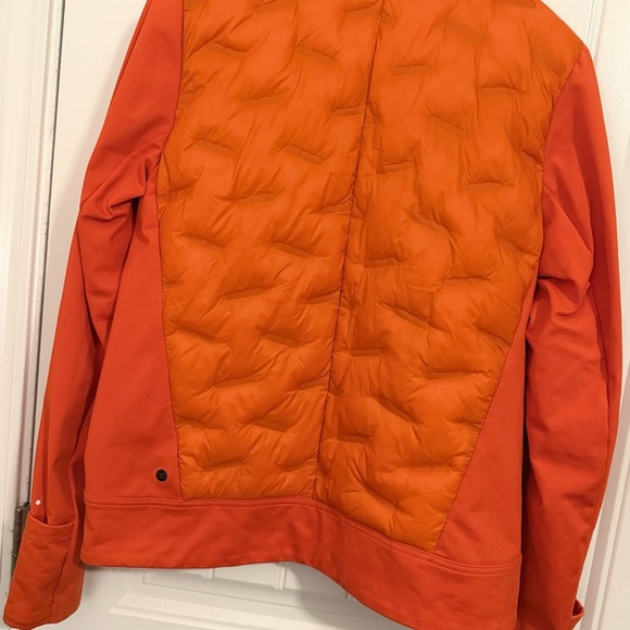 CALIA by Carrie Underwood Orange Puffer Jacket with Quilted Design for Running - Picture 14 of 16